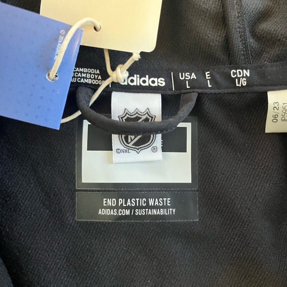 LA Kings Jacket - Picture 3 of 6